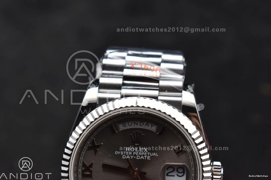 Grey DayDate on President (Gain 36 vr3255 Efficient Edition Best 684 V5 QF Steel SS Roman 904L Weight) Dial Bracelet 0102